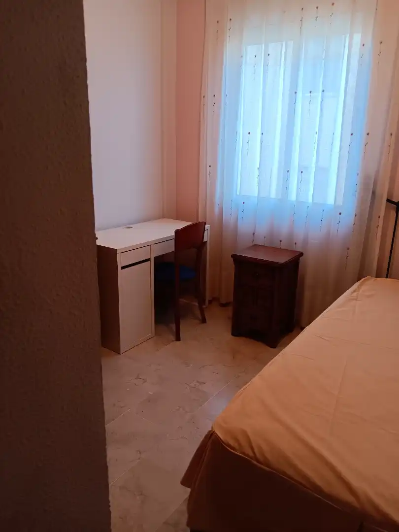 Wohnung zur Miete in Calle Begonia, Cavaleri