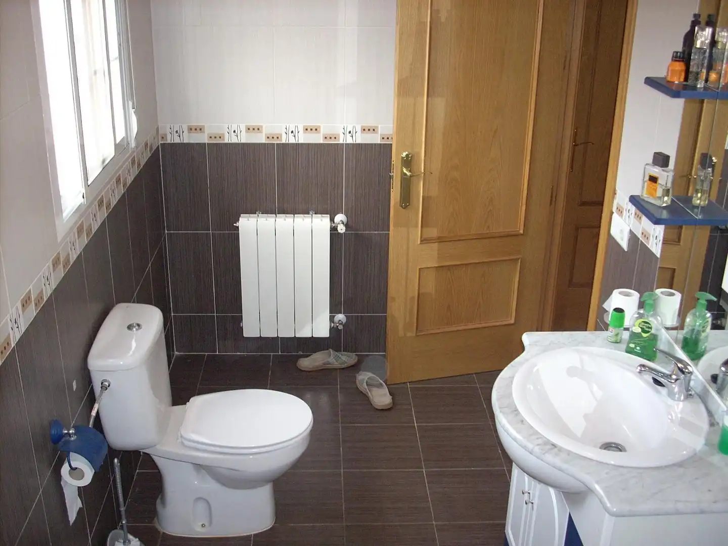Baño de Casa adosada en venta en Santa Cruz del Retamar con Calefacción, Jardín privado y Terraza