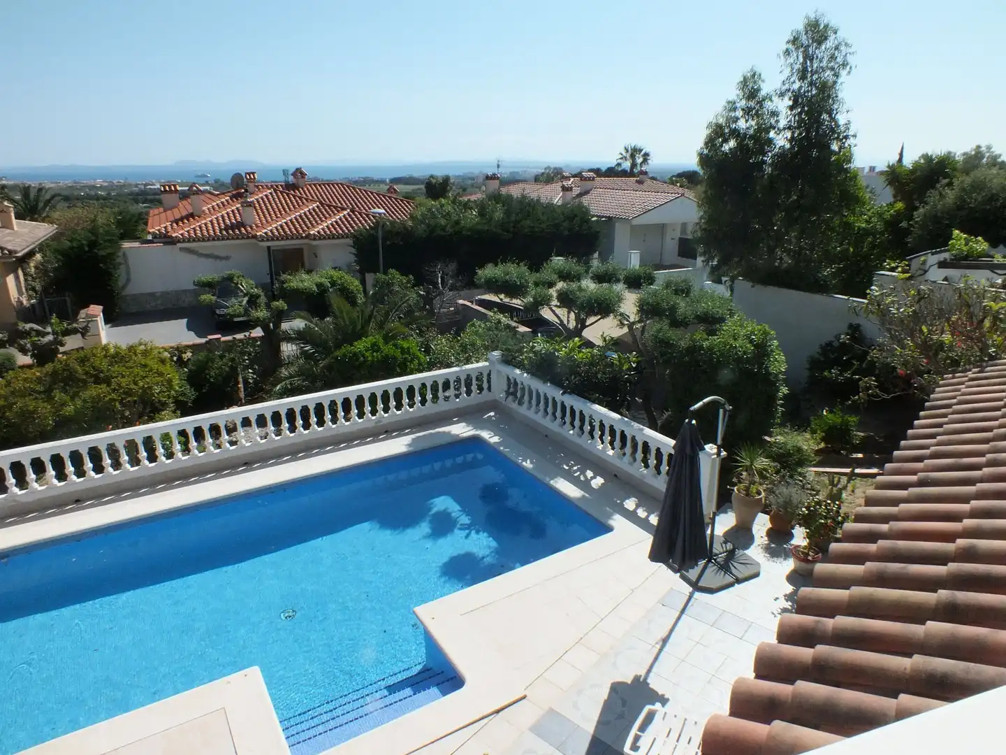 Swimming pool of Houses for sale in Roses  with Air Conditioner, Heating and Private garden