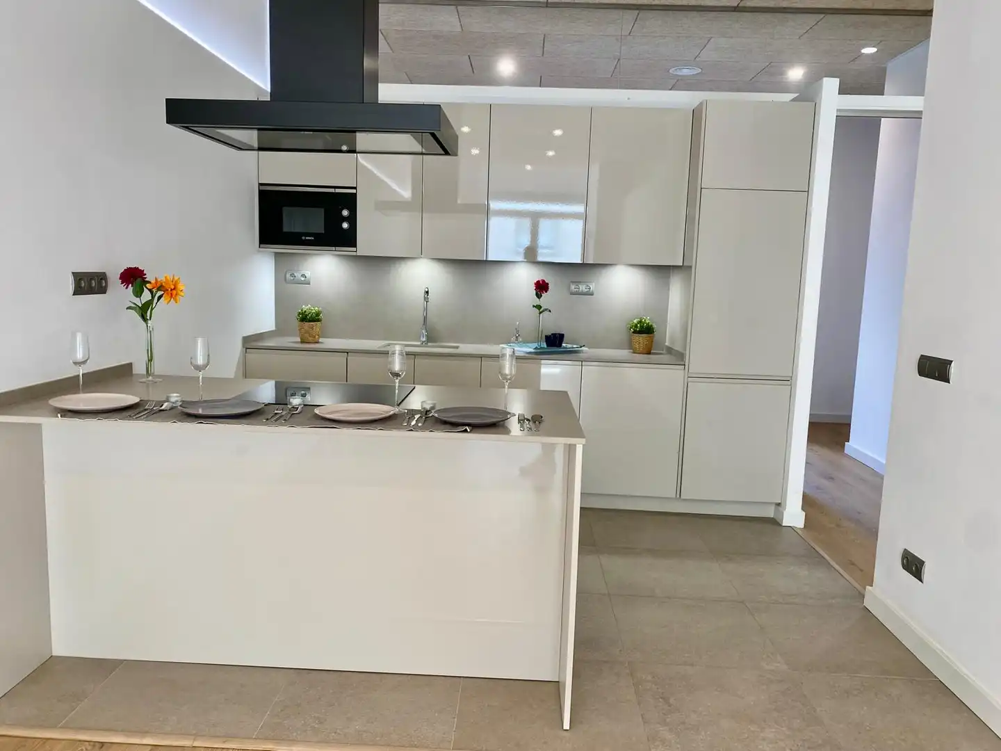 Cocina de Piso en venta en Vilanova i la Geltrú con Aire acondicionado, Calefacción y Jardín privado