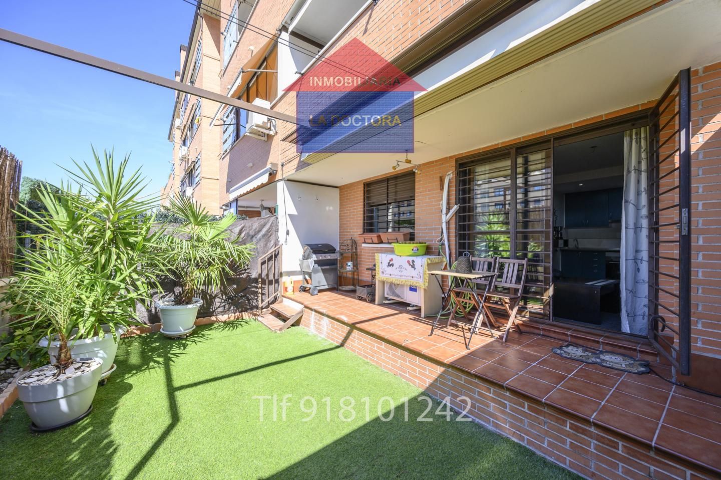 Terrassa de Planta baixa en venda en Navalcarnero amb Aire condicionat, Calefacció i Jardí privat