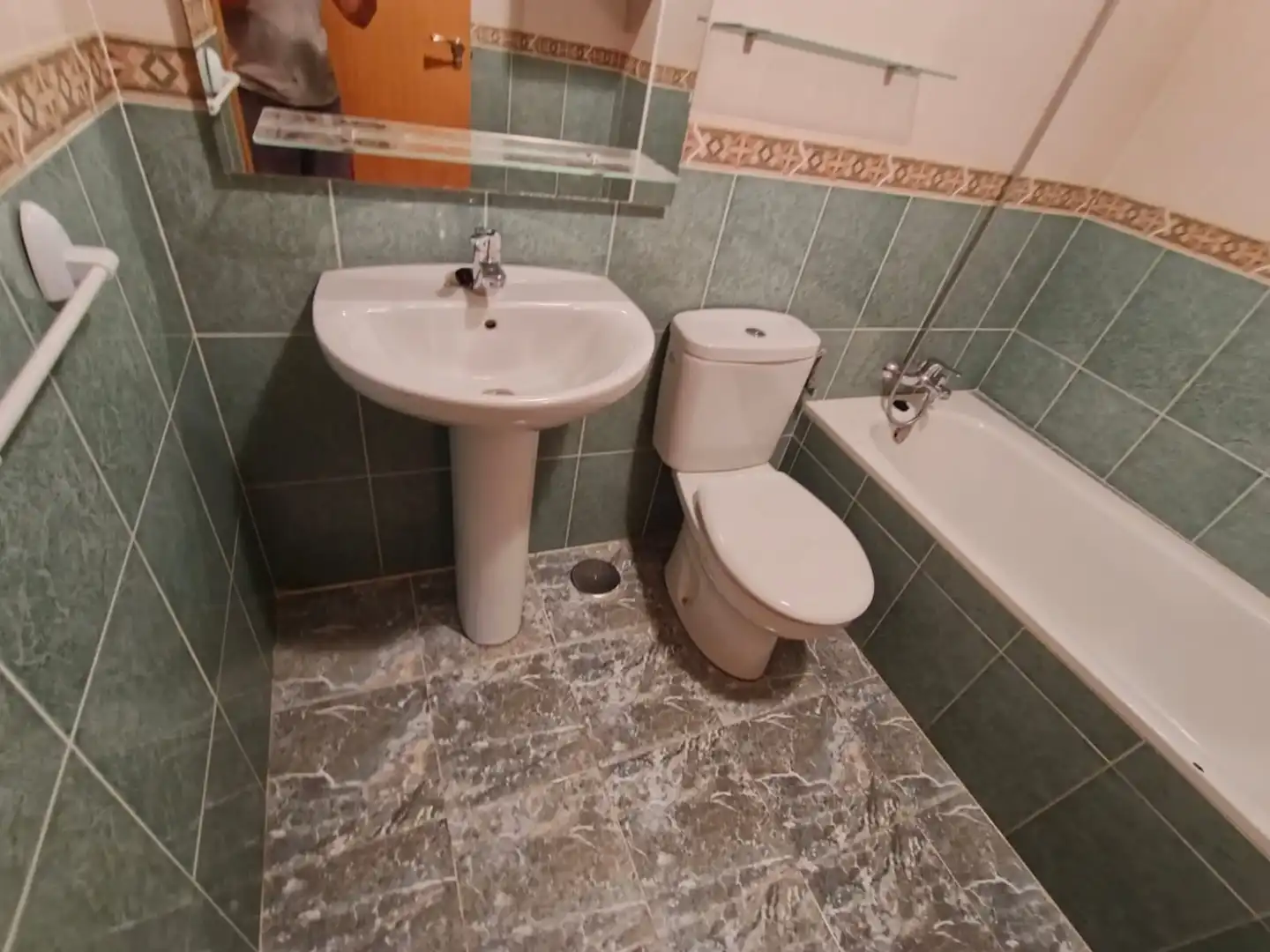 Bany de Pis en venda en Navalagamella