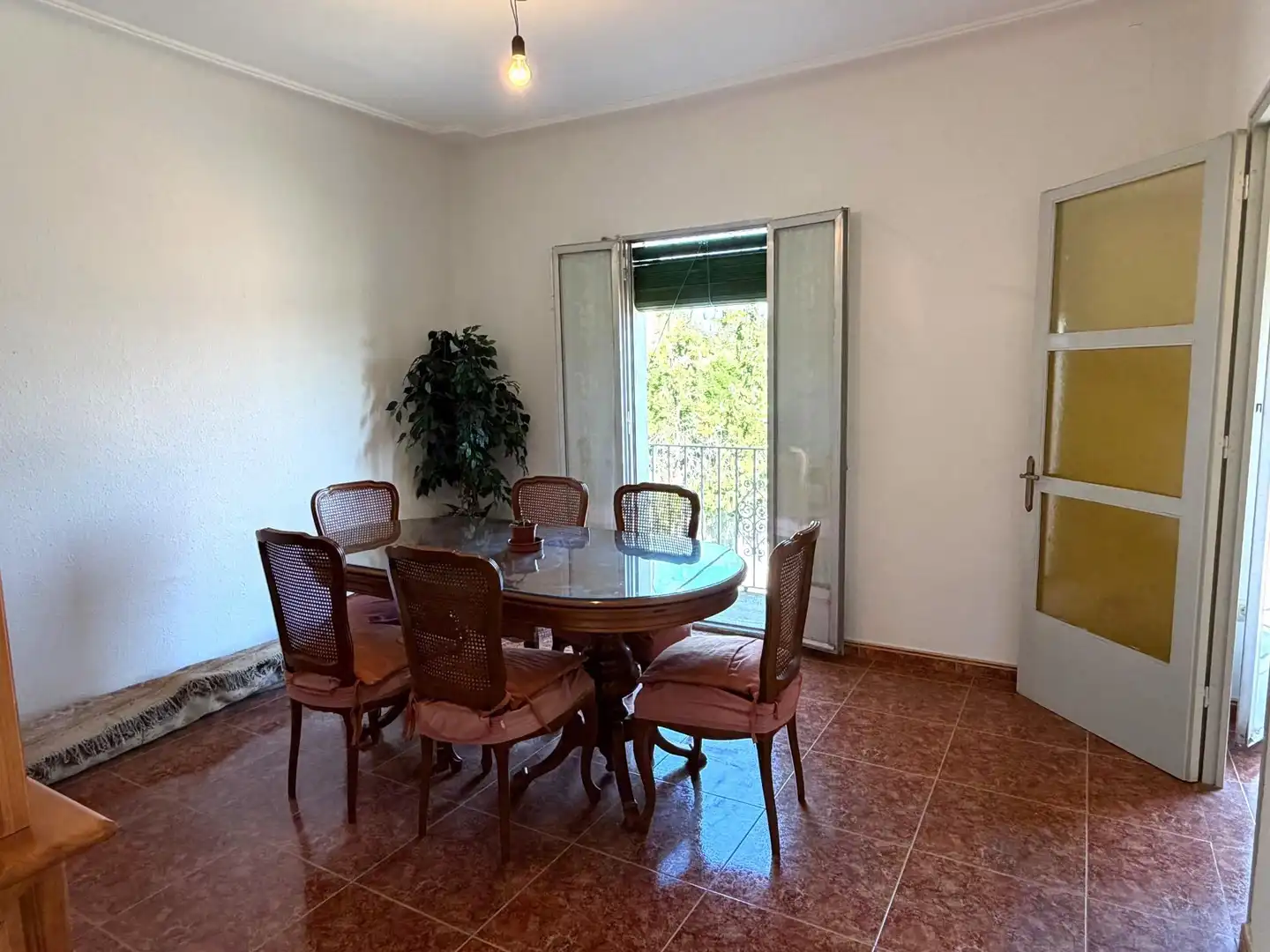 Menjador de Casa o xalet en venda en Argençola amb Calefacció, Traster i Moblat