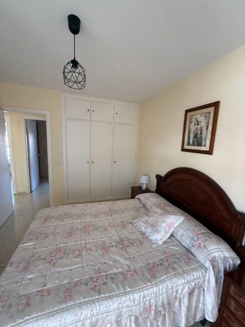 Habitación de Casa o chalet en venta en Alhaurín de la Torre con Aire acondicionado, Calefacción y Jardín privado