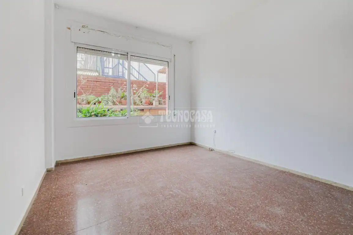 Habitación de Piso en venta en Barcelona con Jardín privado, Terraza y Balcón