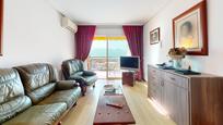 Living room of Flat for sale in Girona Capital  with Air Conditioner, Heating and Terrace