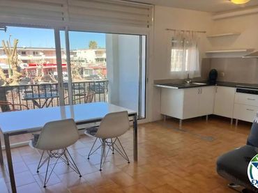 Flat for sale in Calle gran reserva carrer de les FLORS 3