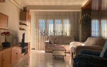 Living room of Flat for sale in Sabadell  with Air Conditioner, Heating and Terrace