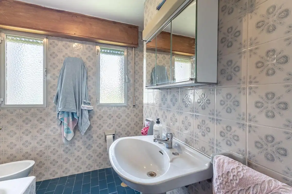 Bany de Casa o xalet en venda en Dílar amb Jardí privat, Terrassa i Traster