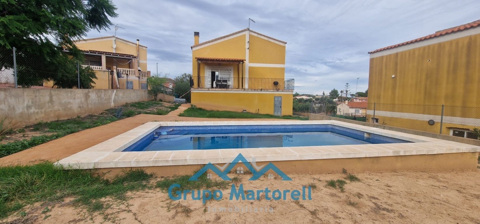 Swimming pool of House or chalet for sale in Montroy  with Heating, Private garden and Terrace