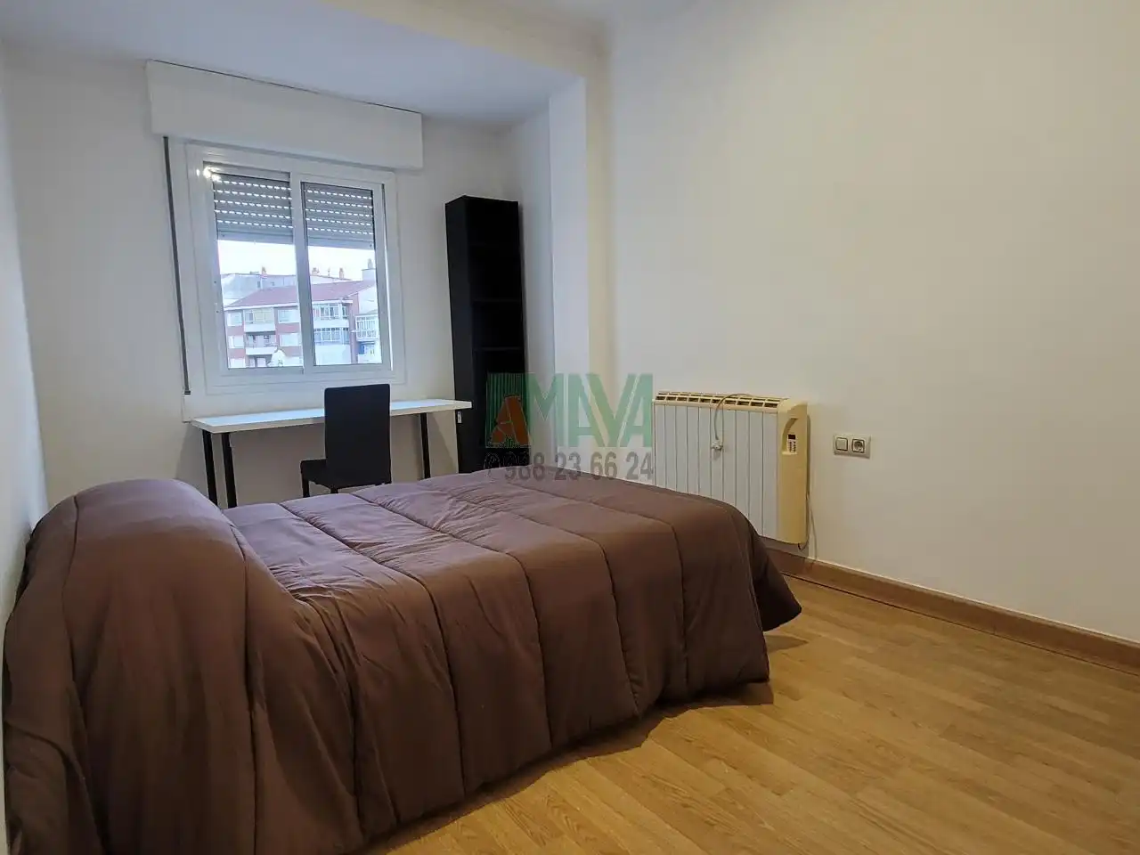 Schlafzimmer von Wohnung zur Miete in Ourense Capital  mit Heizung und Balkon