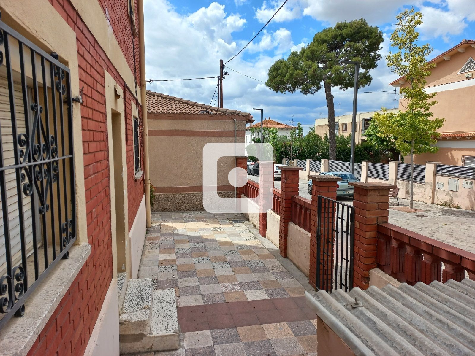 Vista exterior de Casa o xalet en venda en Parets del Vallès amb Aire condicionat, Calefacció i Terrassa