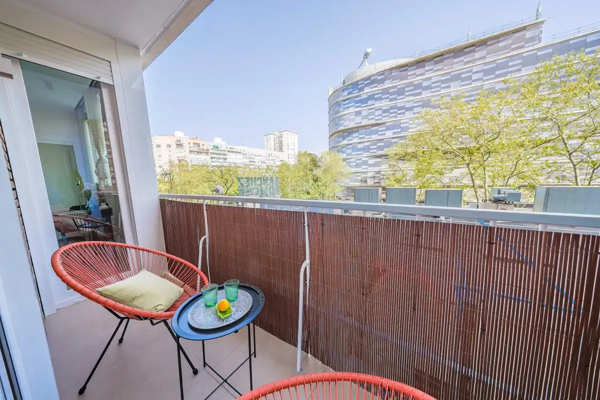 Terraza de Piso en venta en Madrid con Aire acondicionado, Calefacción y Jardín privado