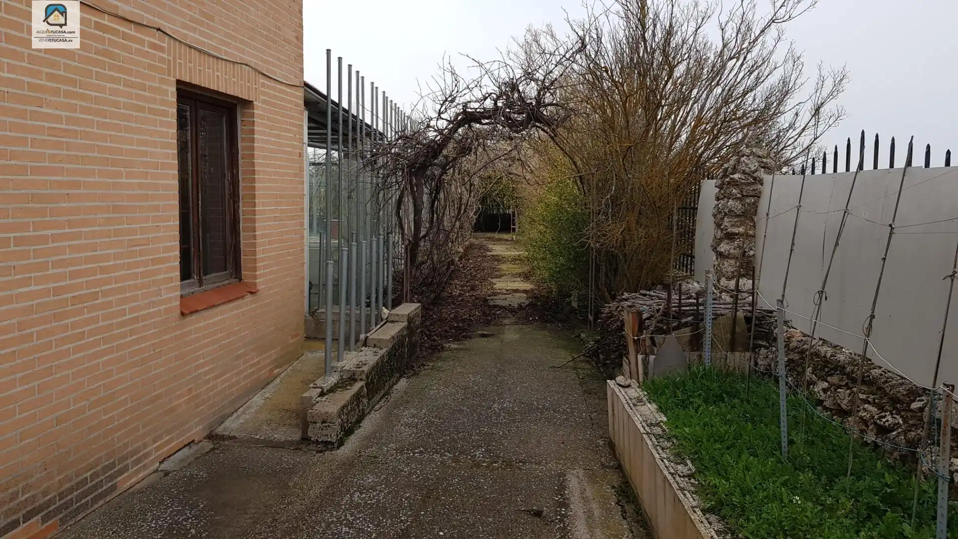 Casa o xalet en venda en Palencia amb Jardí privat, Terrassa i Piscina