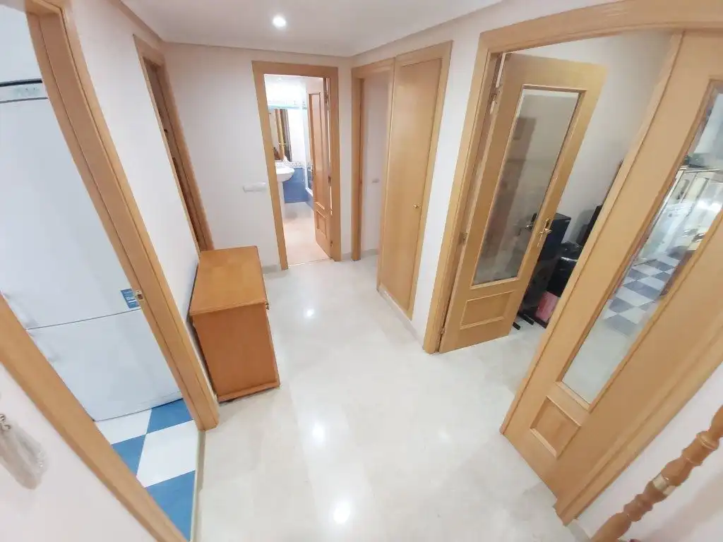 Apartament en venda a Calle los Almendros, La Concha - Resina Golf