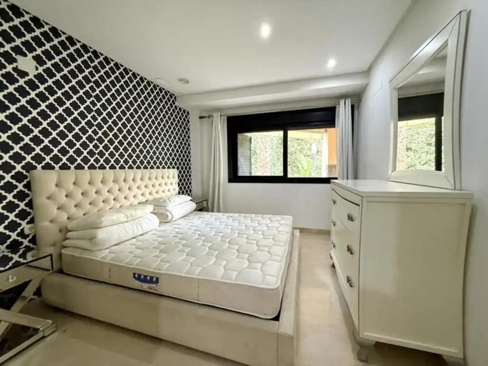 Apartament amb piscina en venda a Nueva Andalucía, imagen 9