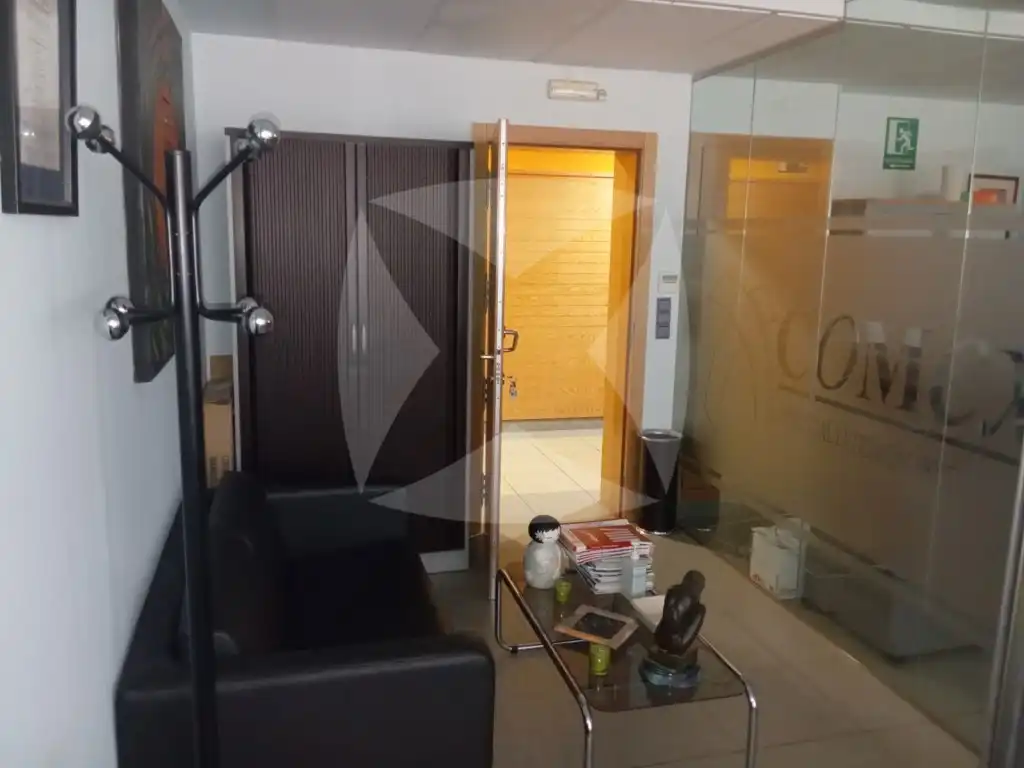 Oficina amb ascensor en venda a Calle Luis Alvarez Lencero, imagen 8