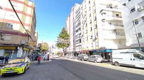 Foto 2 de Piso en venta en Avenida Palomares 1, Barrio Alto, San Juan de Aznalfarache