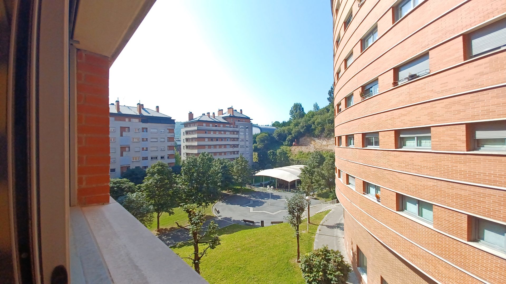 Dormitori de Pis en venda en Bilbao  amb Calefacció i Traster