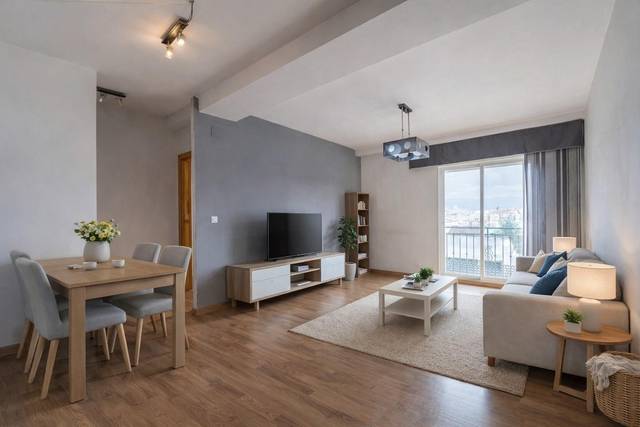 Piso en Venta en Calle de la Violeta en Las Flores - Huerta