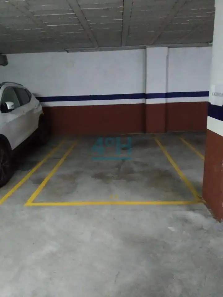 Aparcament en venda a Couto