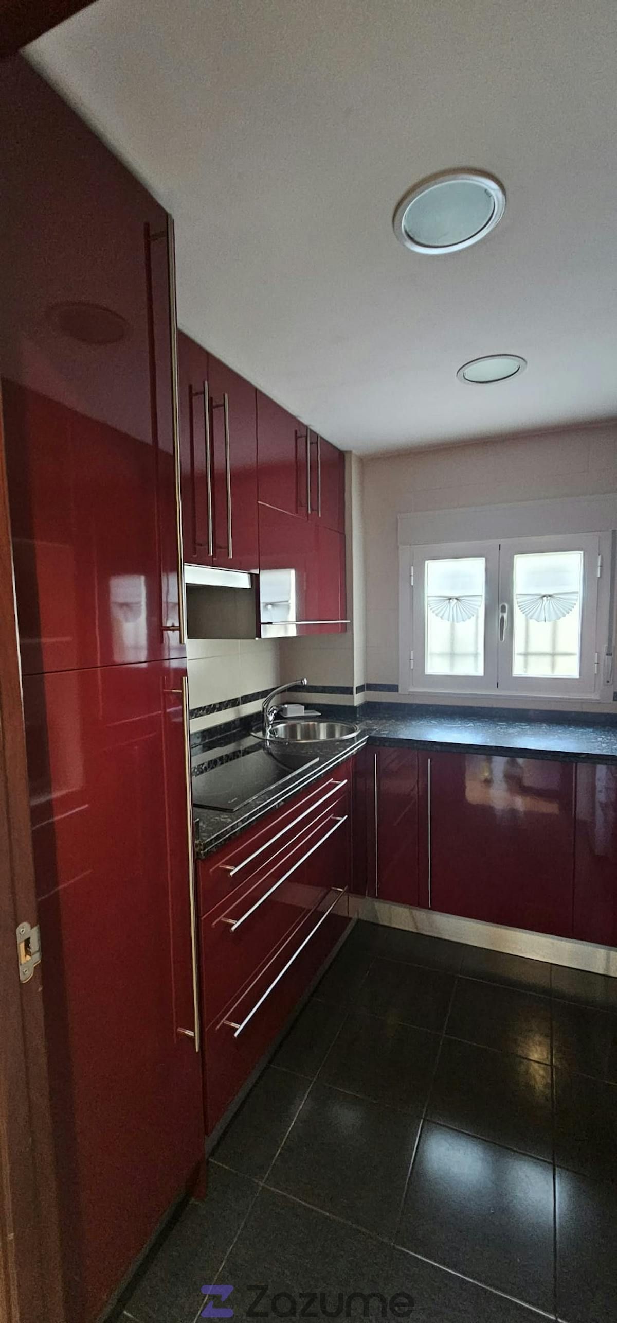 Cocina de Piso de alquiler en Salamanca Capital con Amueblado, Horno y Lavadora