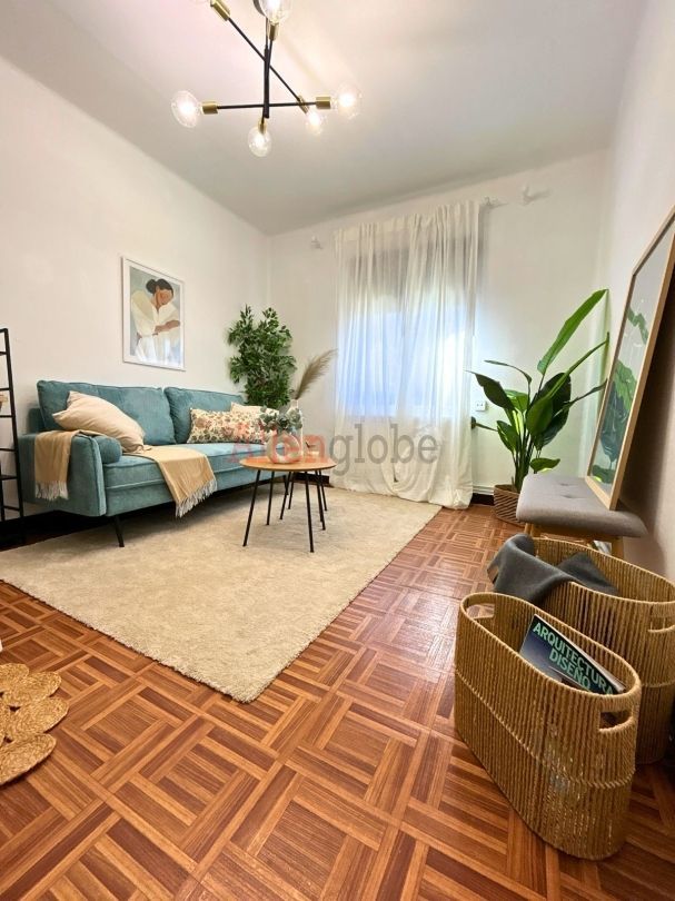 Living room of Flat for sale in Oviedo   with Heating
