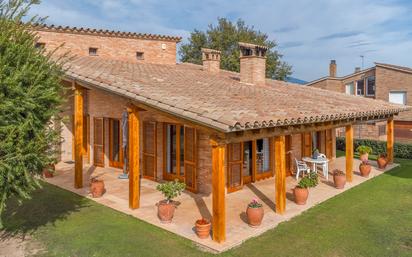 Vista exterior de Casa o xalet en venda en Porqueres amb Calefacció, Jardí privat i Terrassa