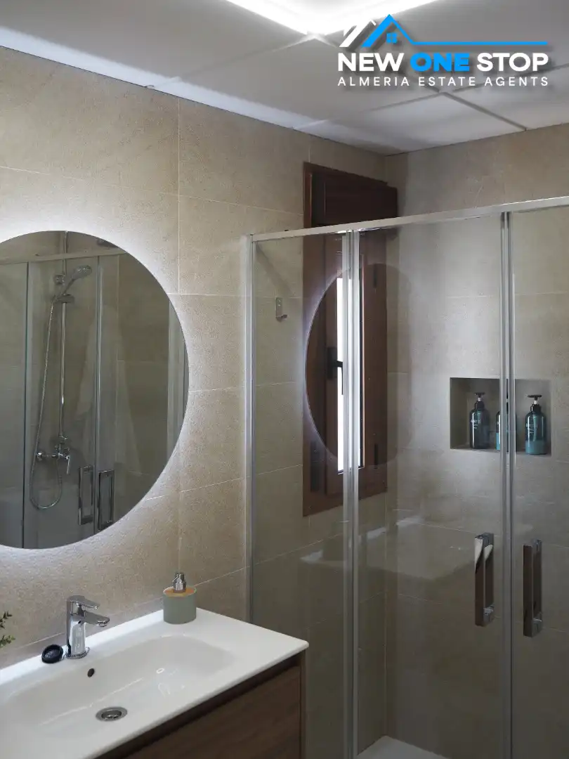 Baño de Casa o chalet en venta en Cuevas del Almanzora con Jardín privado, Terraza y Piscina