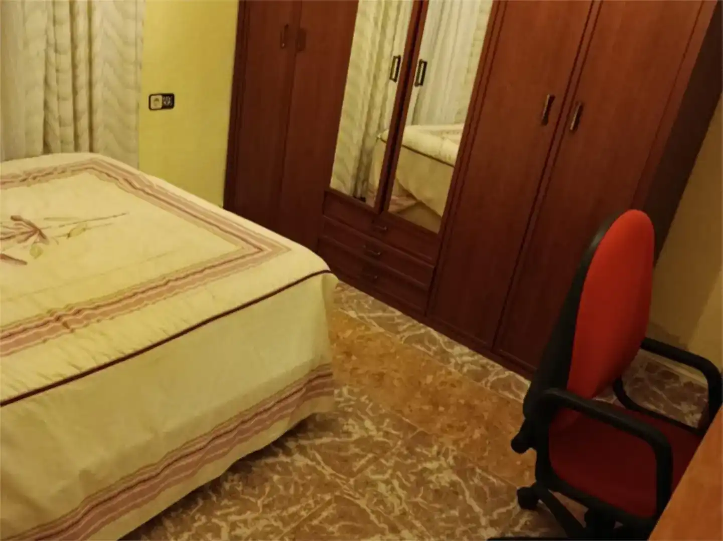 Habitación de Piso en venta en Linares con Aire acondicionado