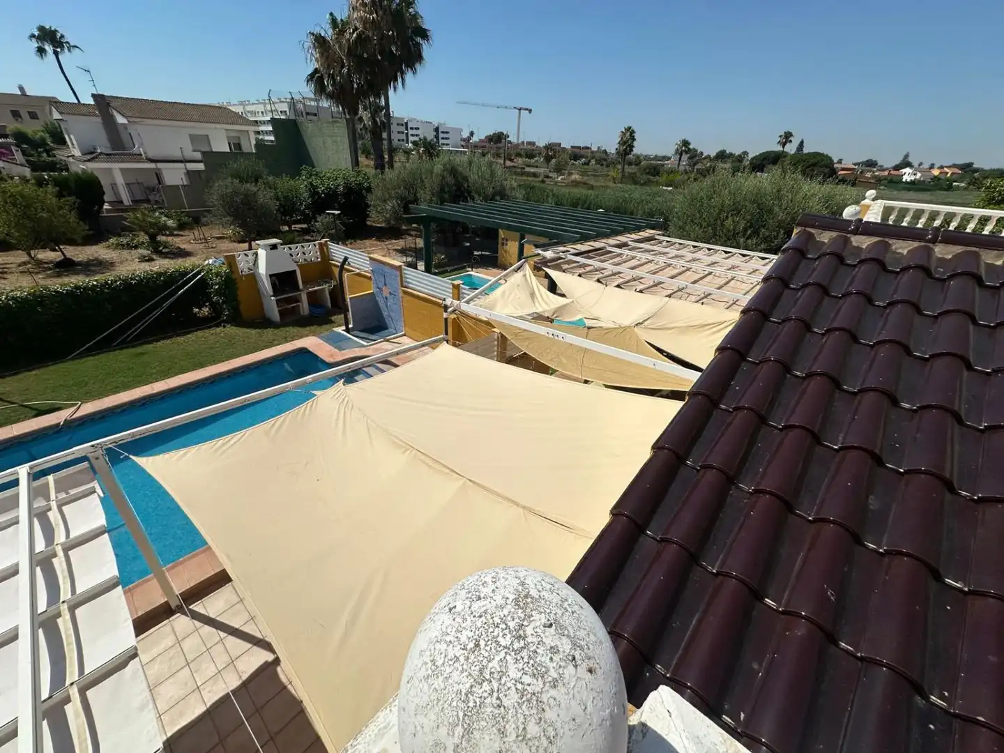 Piscina de Casa adosada en venda en Castellón de la Plana / Castelló de la Plana amb Aire condicionat, Calefacció i Terrassa