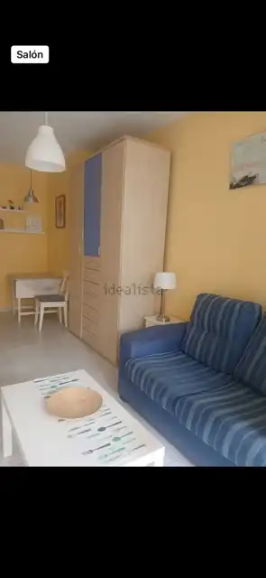 Habitación de Apartamento de alquiler en Torremolinos con Aire acondicionado, Amueblado y Horno
