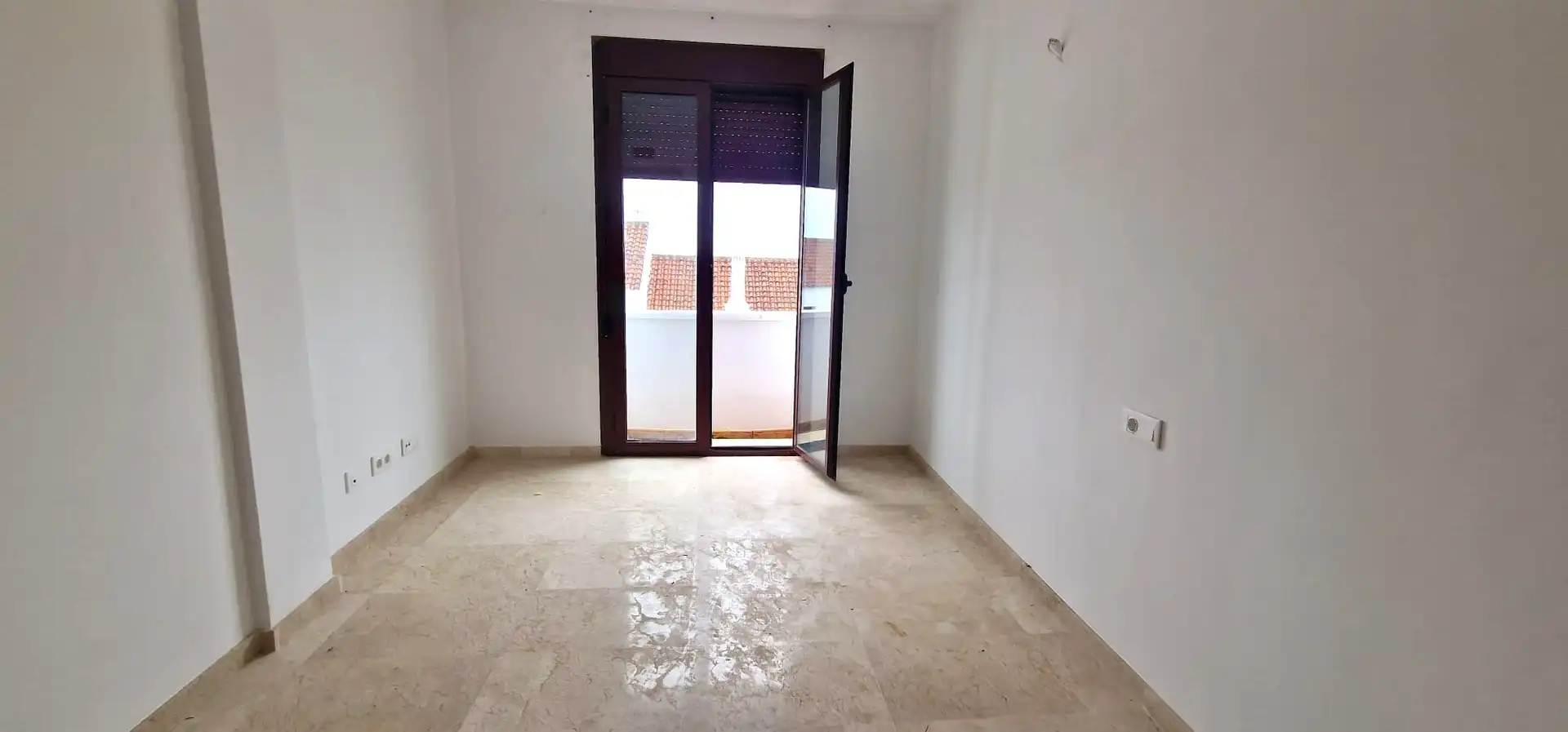 Adossat amb jardí en venda a Doña Julia, imagen 21