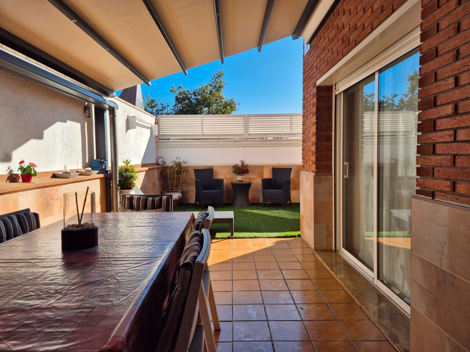 Terrassa de Casa adosada en venda en Premià de Dalt amb Aire condicionat, Calefacció i Jardí privat