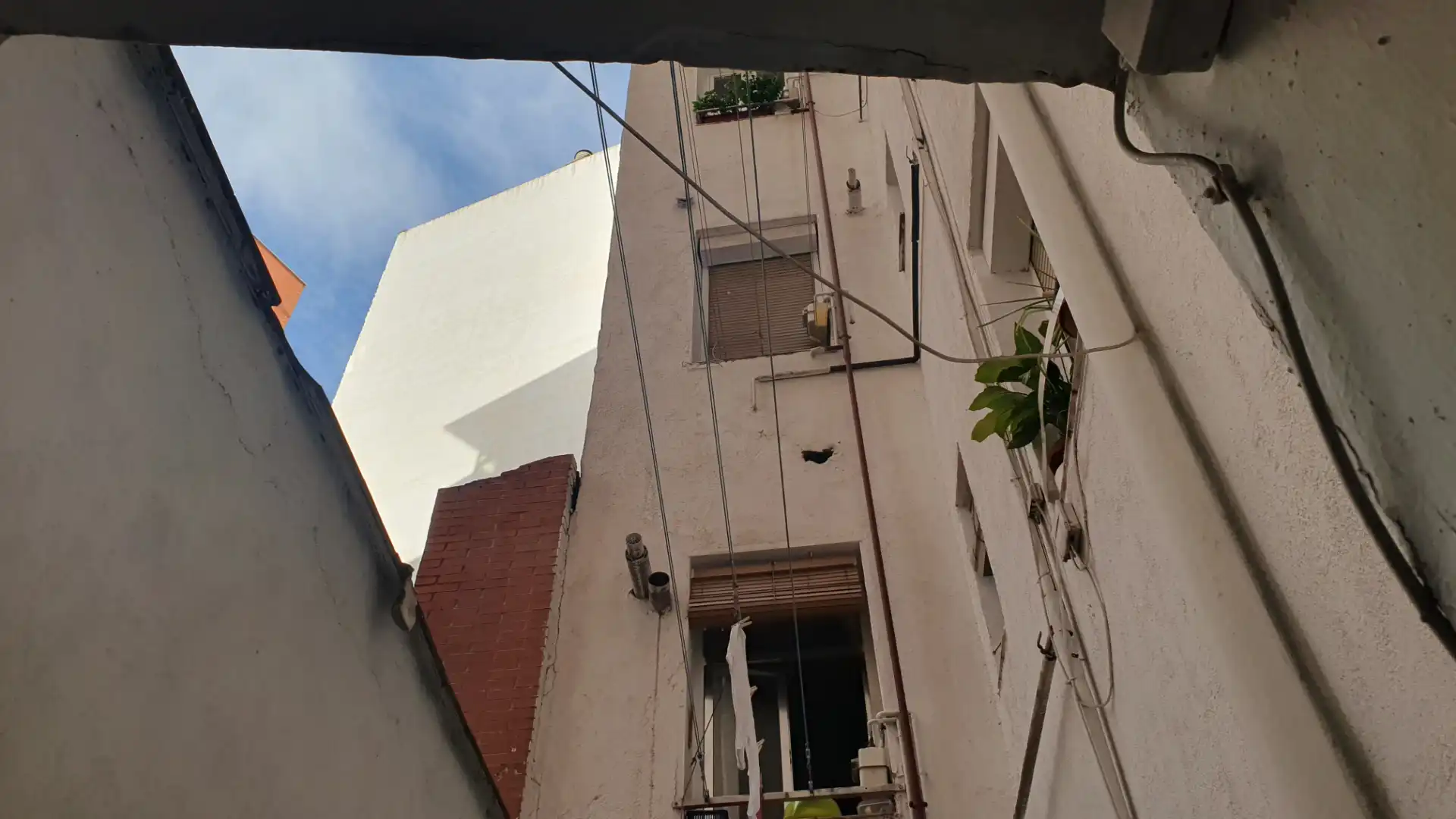 Vista exterior de Pis en venda en Madrid amb Calefacció i Moblat