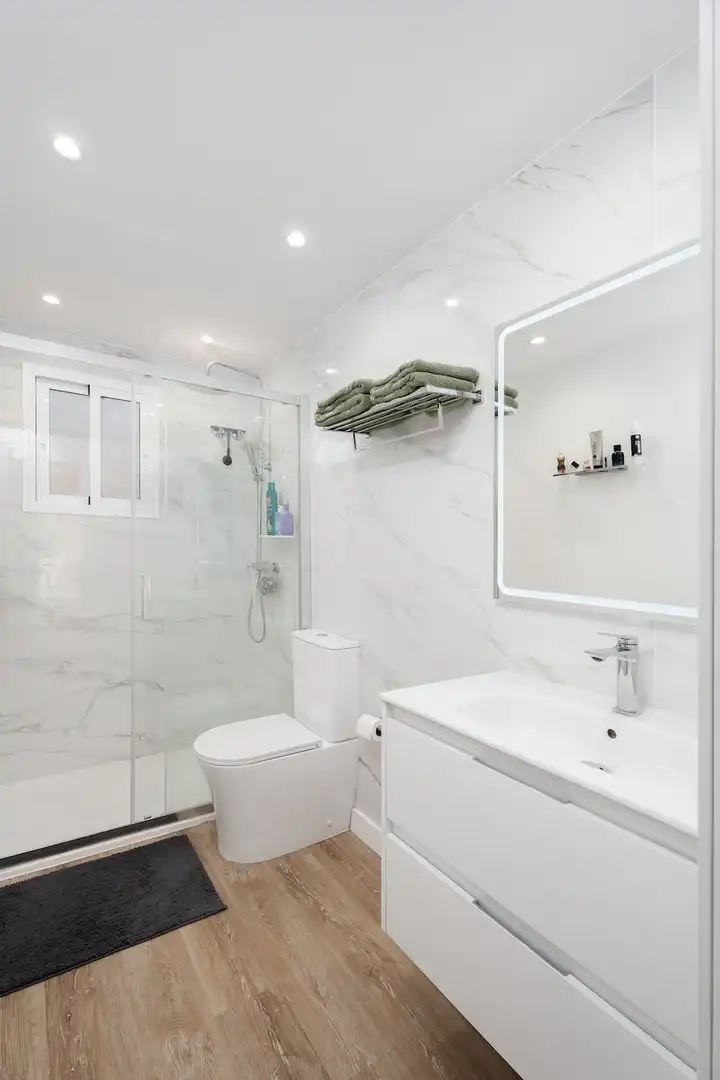 Baño de Piso en venta en Orihuela con Aire acondicionado, Jardín privado y Terraza