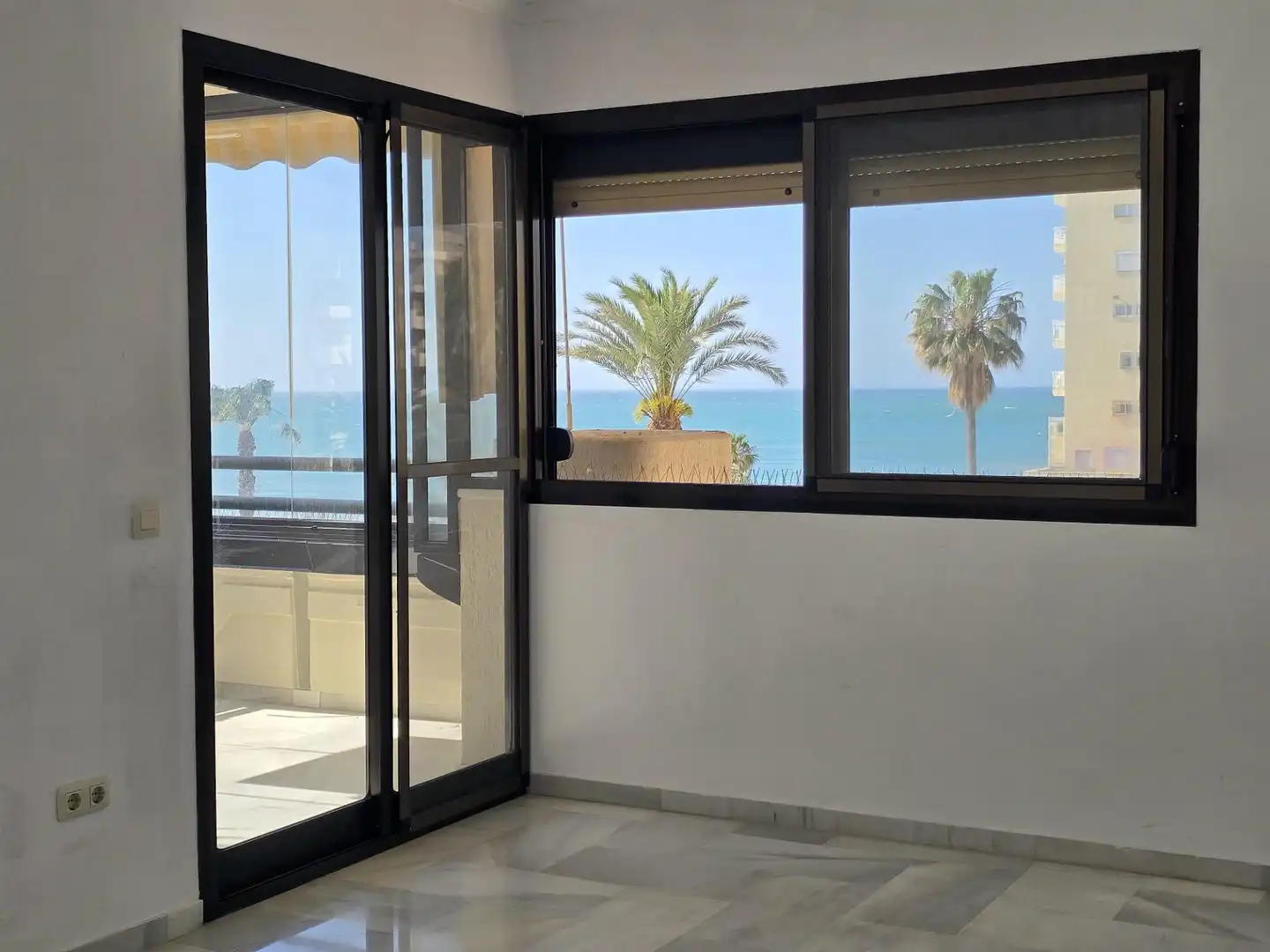 Habitación de Piso en venta en Torremolinos con Aire acondicionado, Terraza y Trastero
