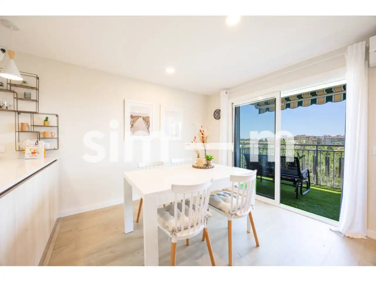 Menjador de Apartament en venda en Castell d'Aro, Platja d'Aro i s'Agaró amb Aire condicionat, Calefacció i Parquet