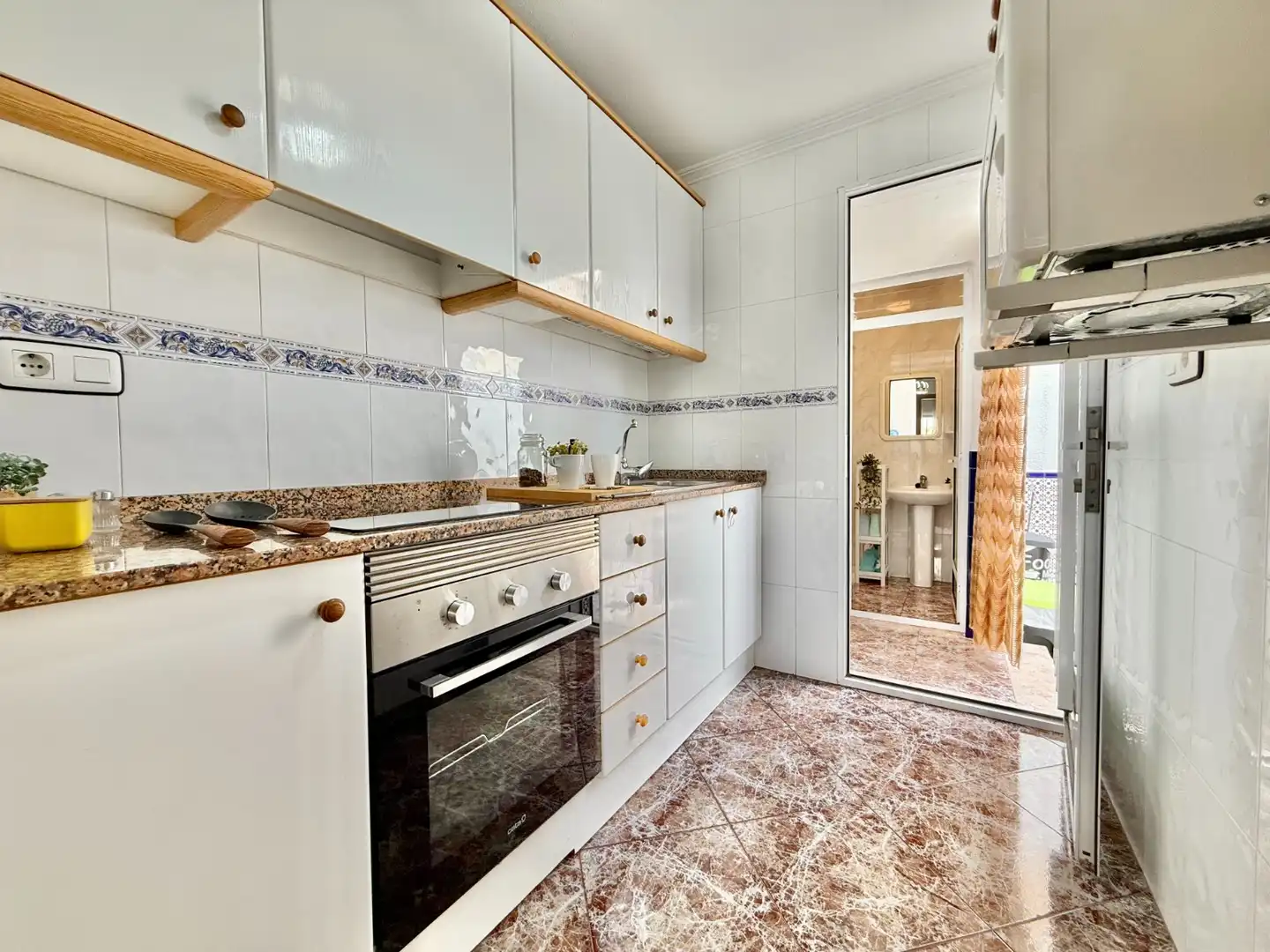 Cocina de Casa o chalet en venta en San Pedro del Pinatar con Jardín privado, Terraza y Trastero