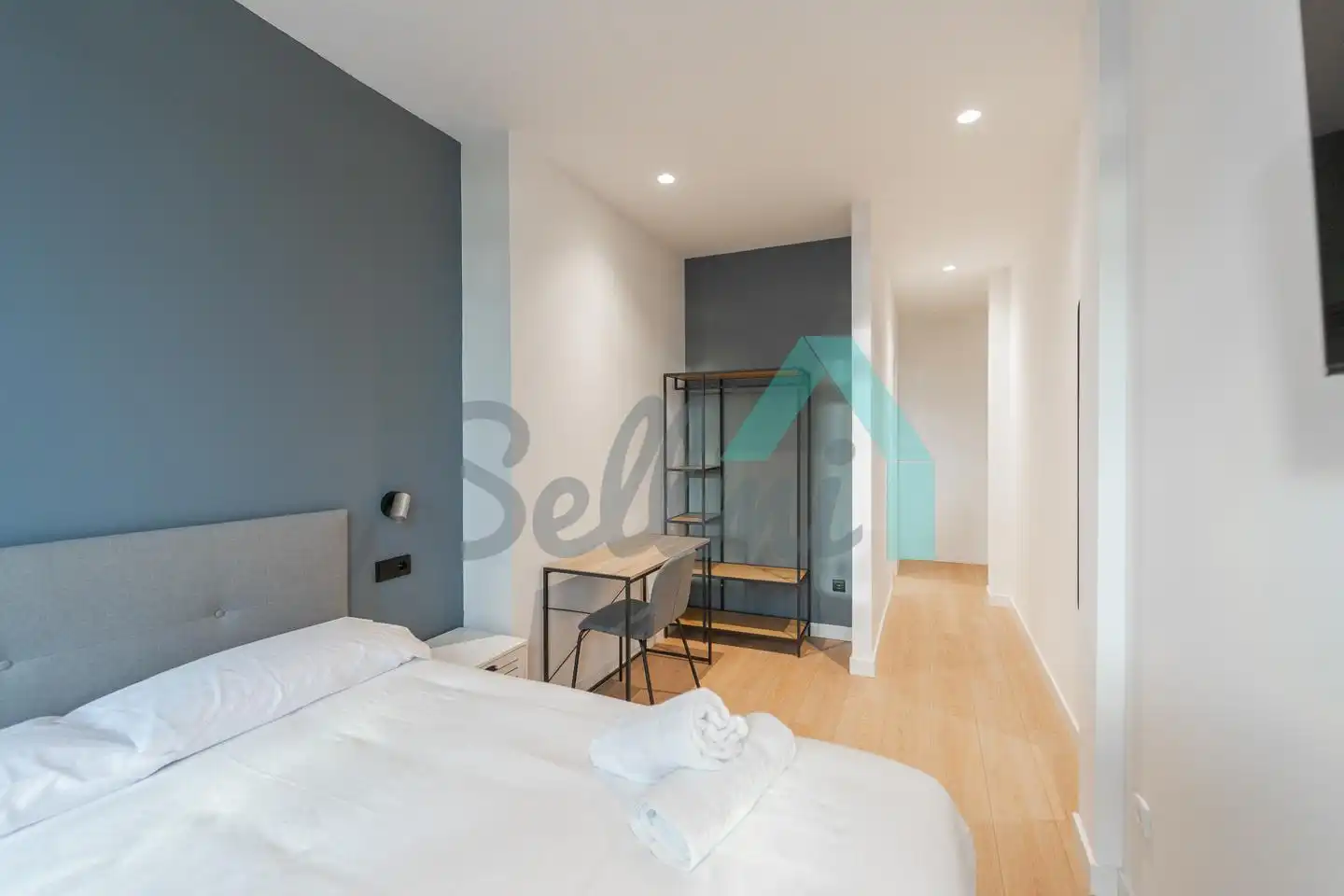 Schlafzimmer von Wohnung zur untervermieten in Oviedo  mit Klimaanlage, Heizung und Privatgarten