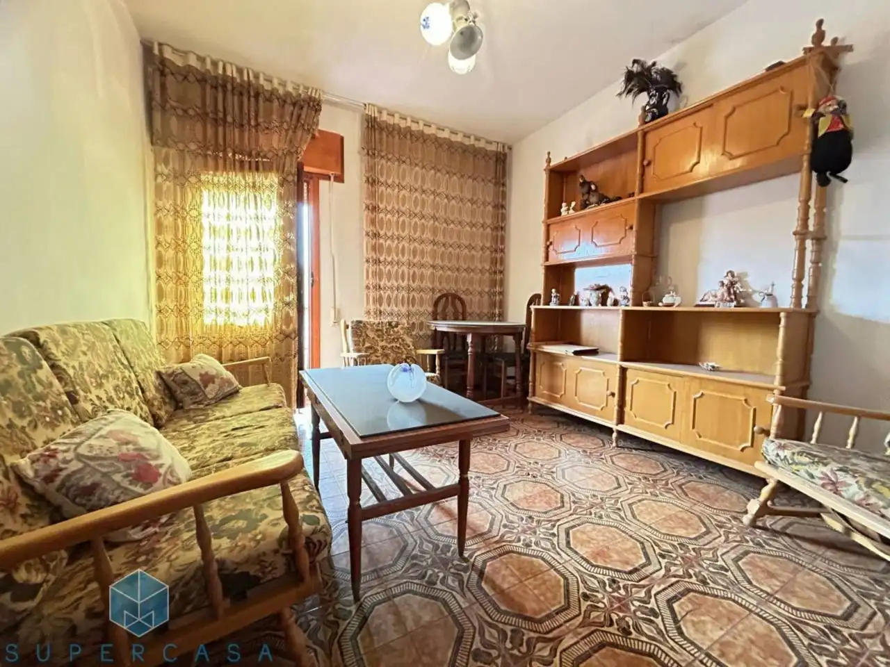 Sala d'estar de Casa o xalet en venda en Bargas amb Calefacció, Jardí privat i Terrassa