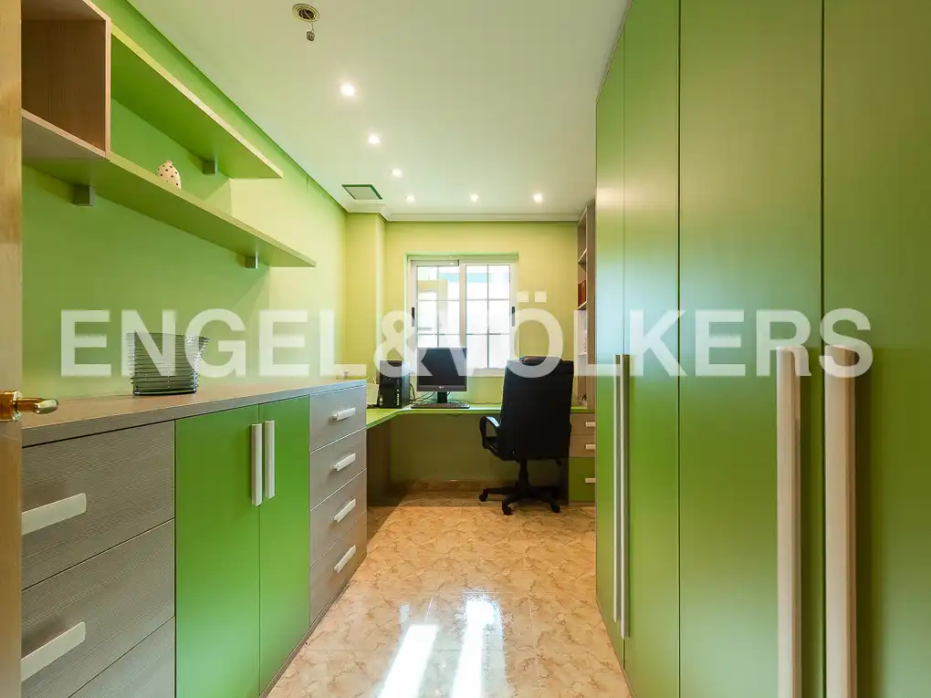 Flat for rent in Sant Pau
