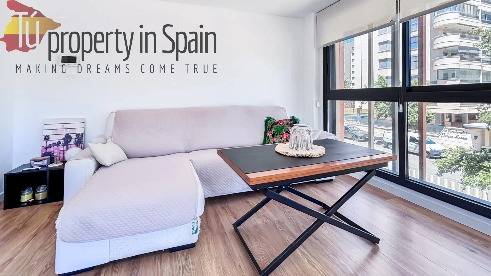 Sala de estar de Piso para compartir en Alicante / Alacant con Terraza, Amueblado y Piscina comunitaria