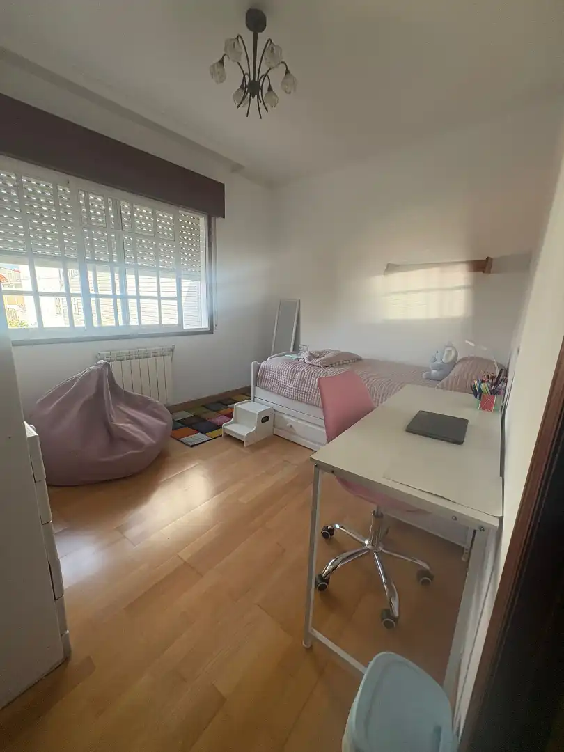 Habitación de Casa o chalet en venta en O Grove   con Calefacción, Jardín privado y Terraza