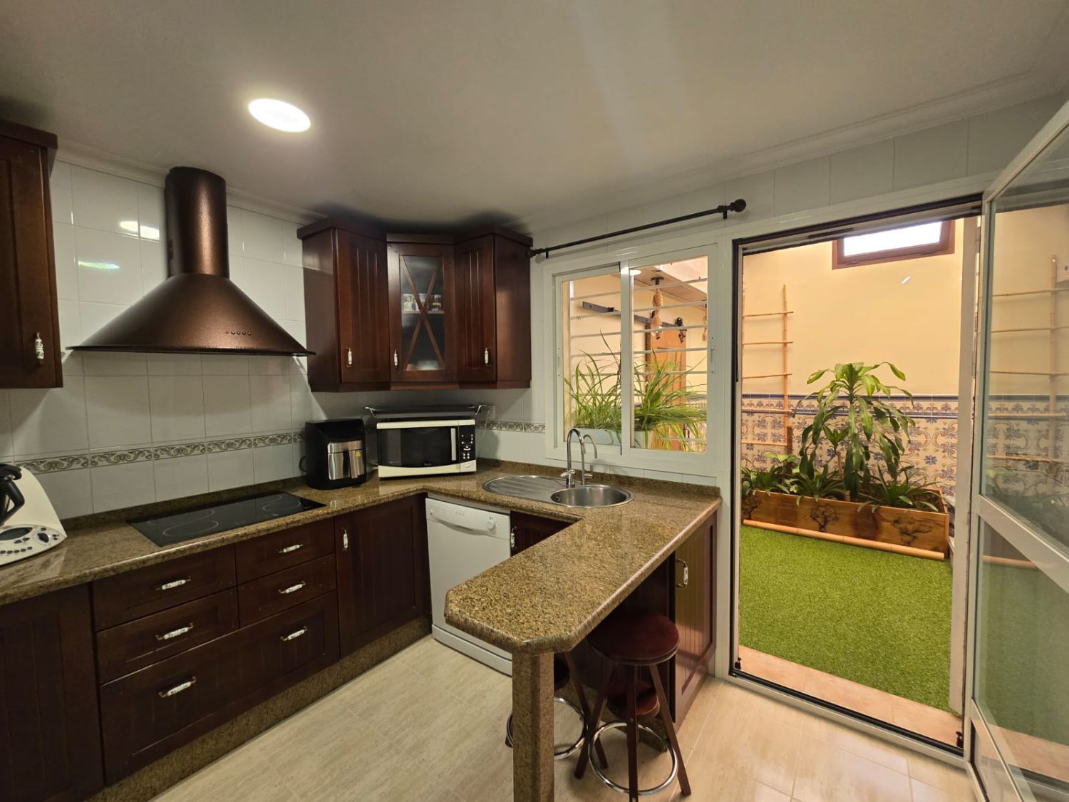 Cocina de Casa o chalet en venta en Alcalá de Guadaira con Aire acondicionado