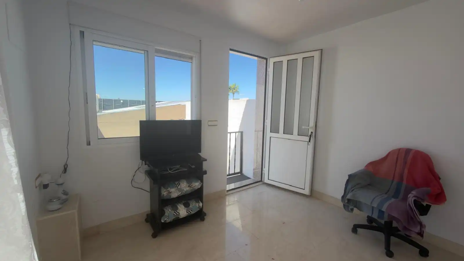 Dormitori de Casa adosada en venda en La Unión amb Aire condicionat, Jardí privat i Terrassa