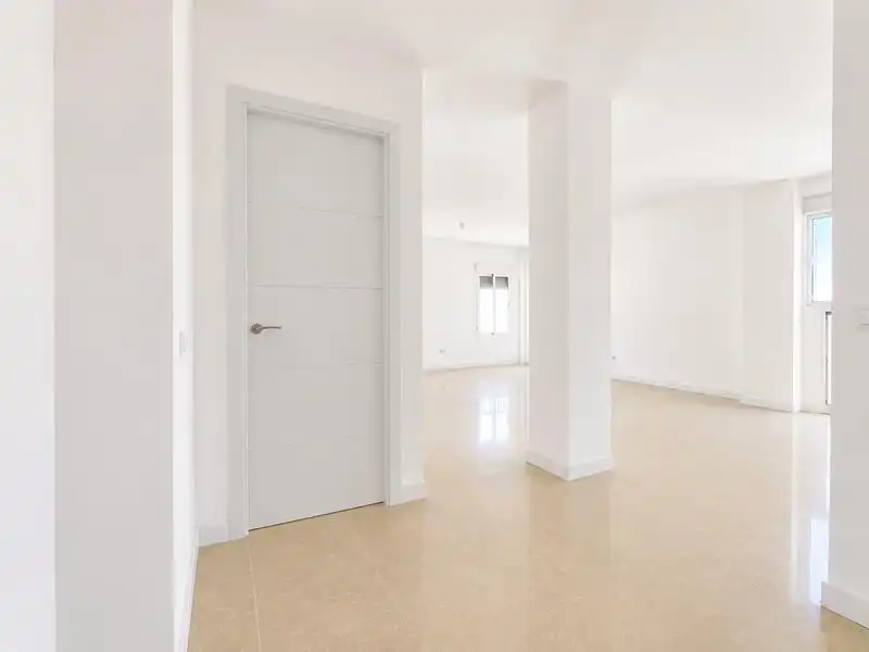 Piso con piscina en venta en San Luis de Sabinillas, imagen 11