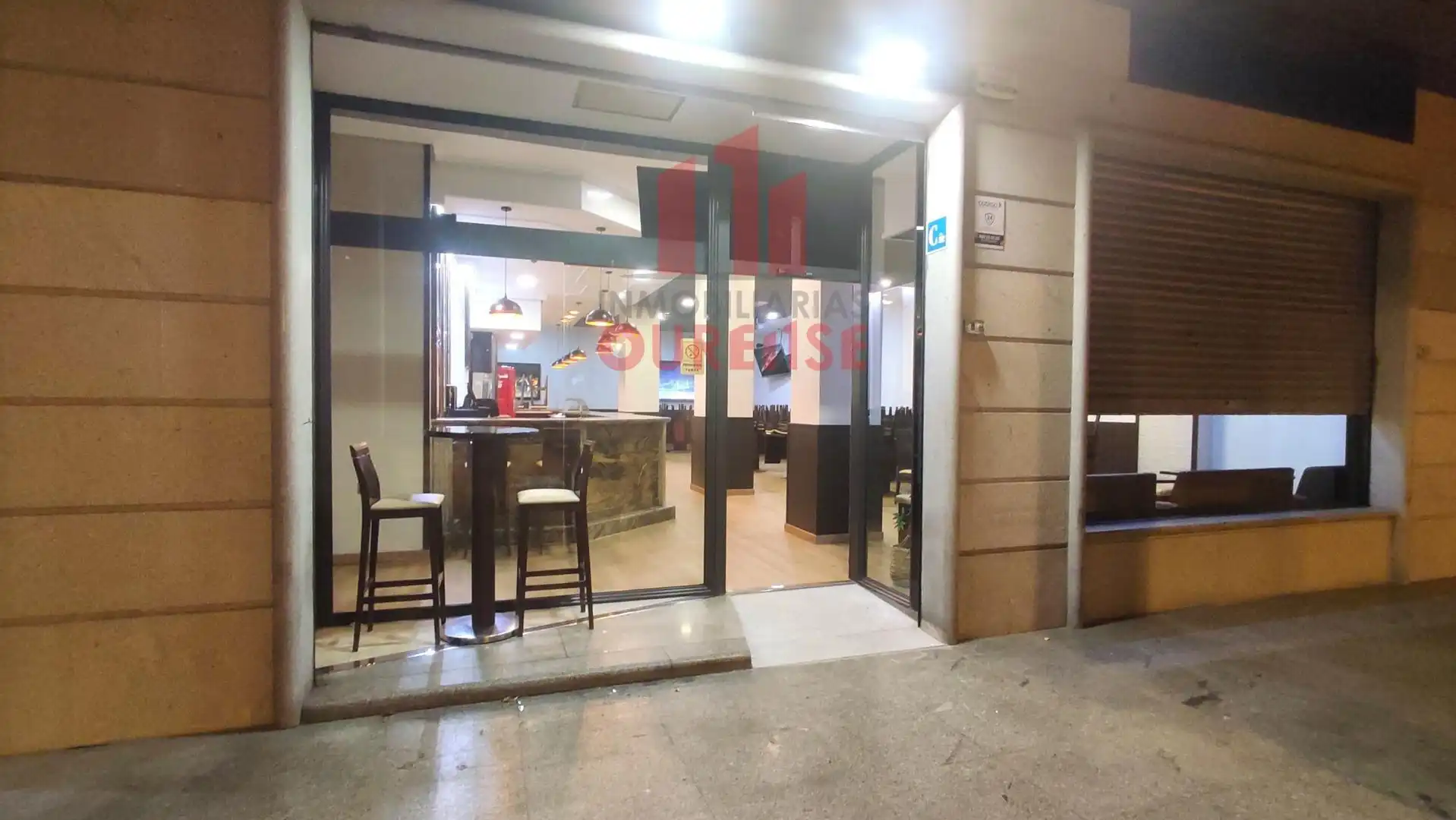 Local de alquiler en Ourense Capital  con Amueblado