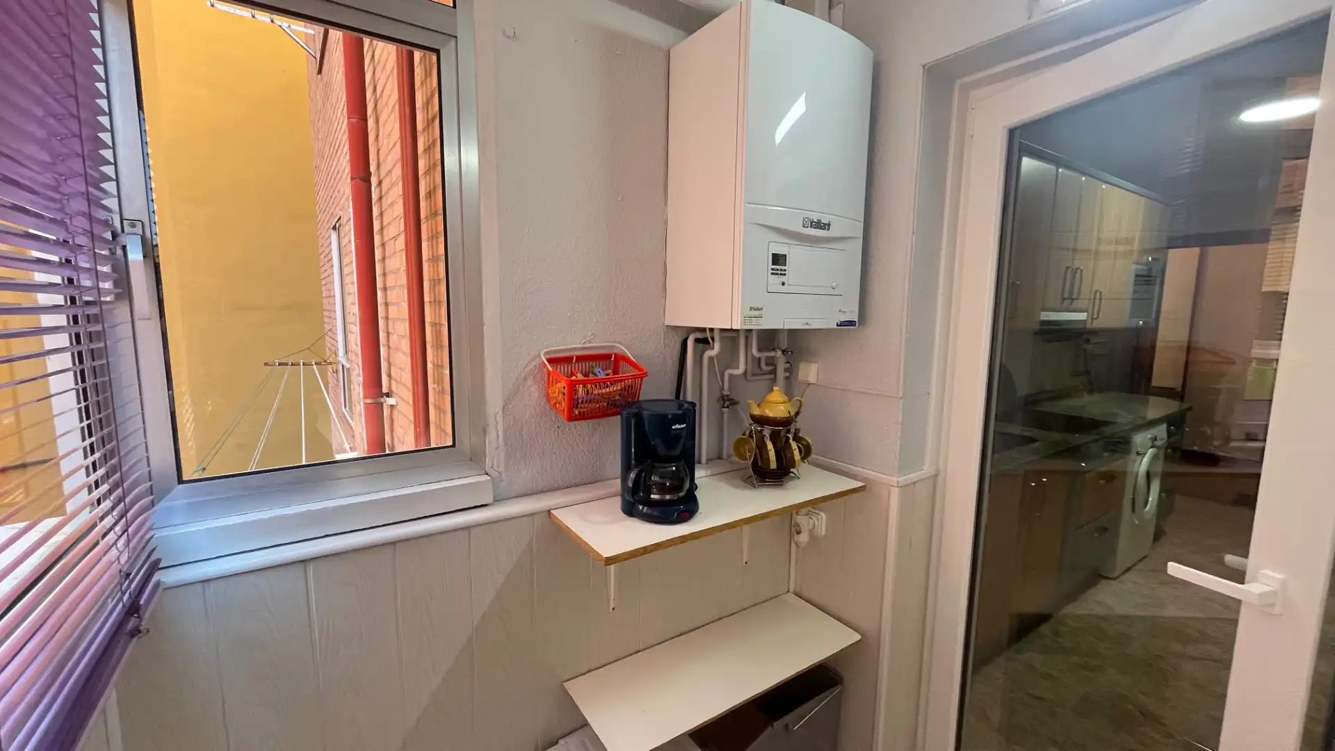 Cocina de Piso en venta en Valladolid con Calefacción y Trastero