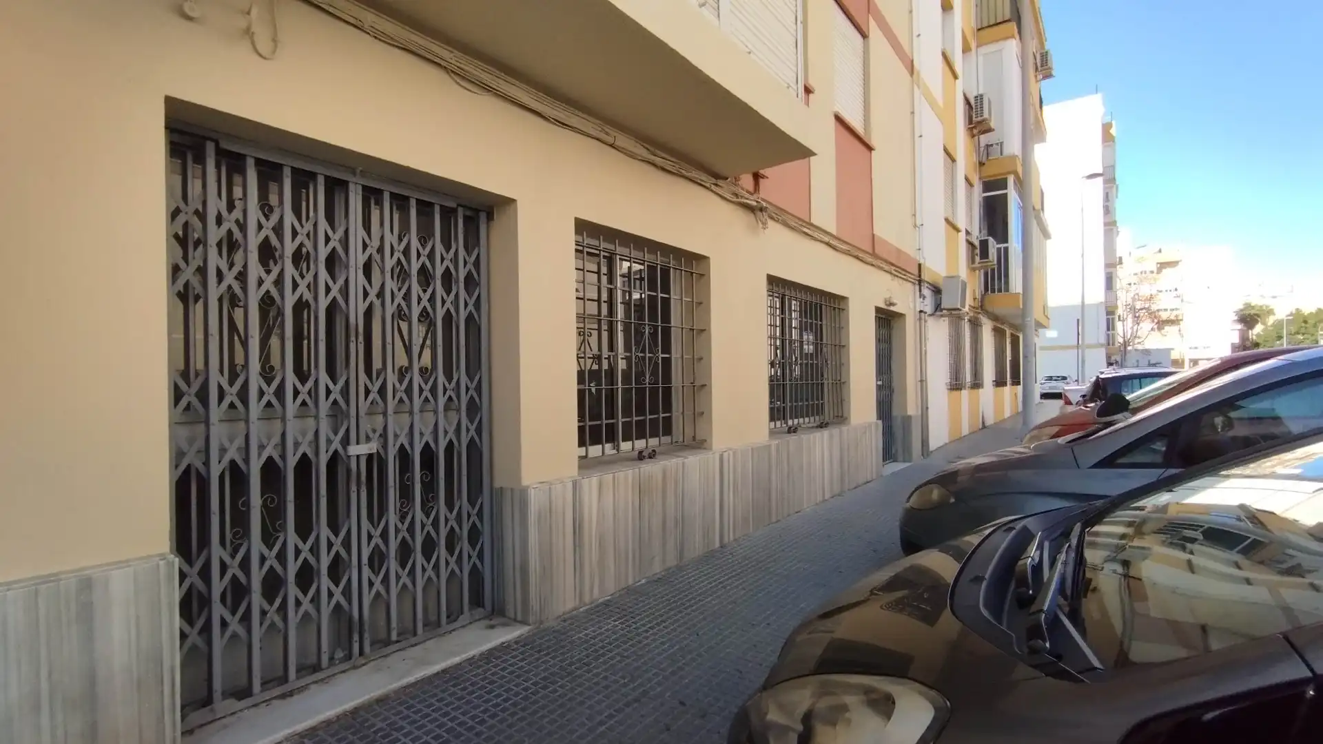 Locale commerciale in affitto a Calle Escultor Antonio Acuña 4, imagen 2